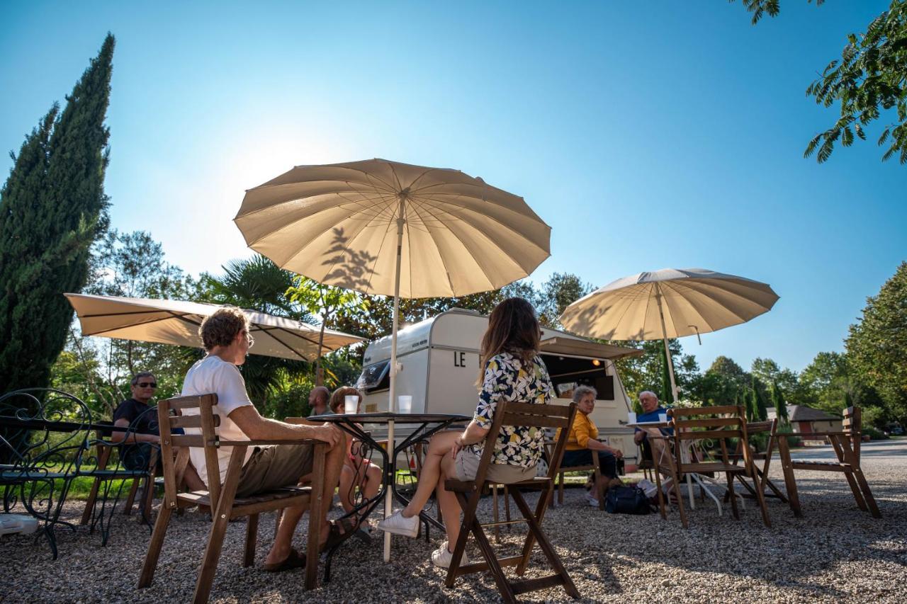 Camping Beau Rivage Navarrenx Exterior photo